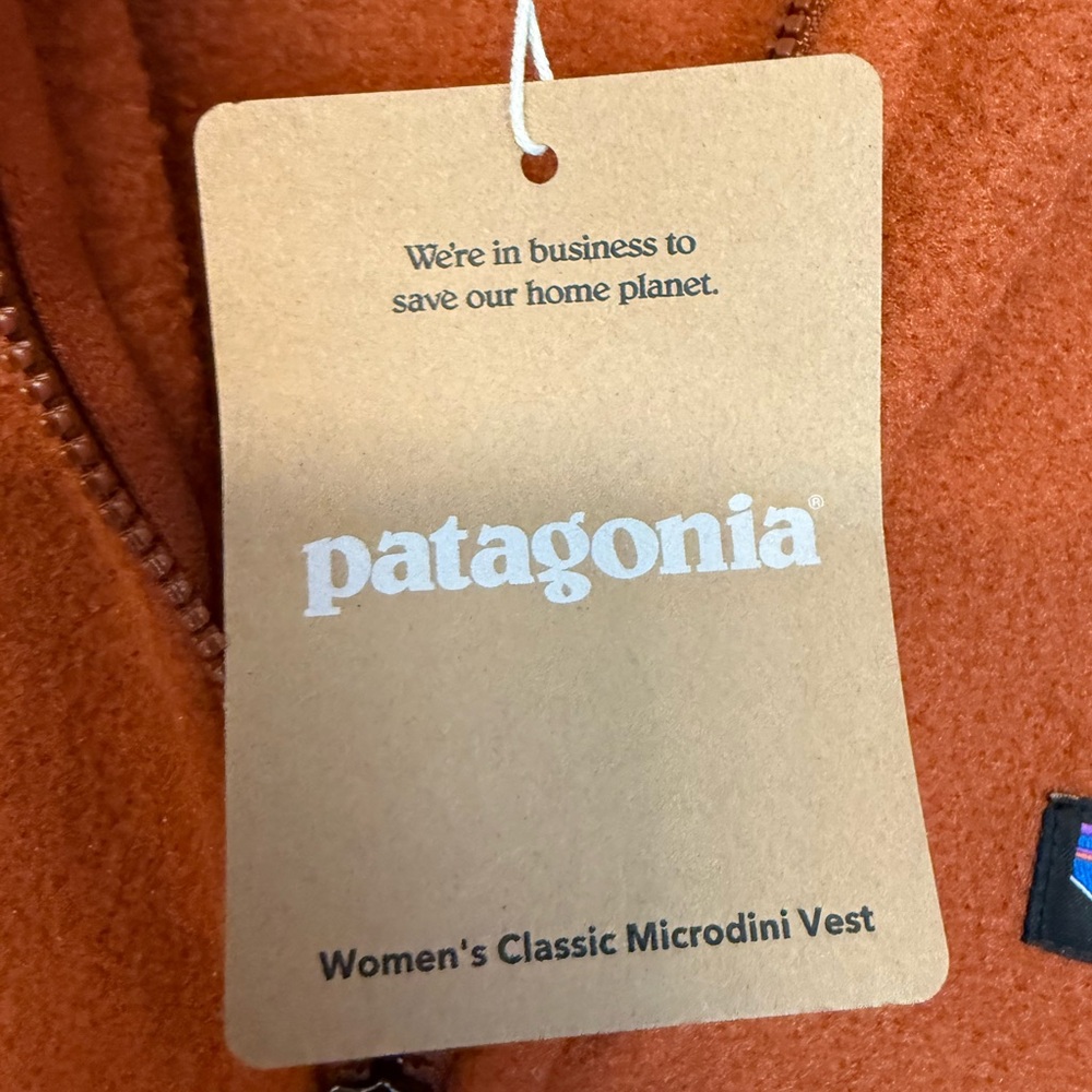 Patagonia Rust Orange Fleece Vest - Picture 4 of 5